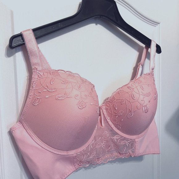 Daisey Fuentes Lace Padded Bra-Pale Pastel Peach Color-Wire V Front-40C-Gold - Picture 2 of 15